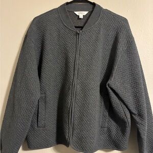 Market and Spruce brand grey  Quilted Zip-Up Jacket. Women’s size xl
